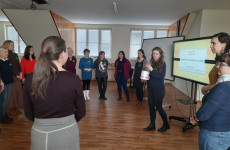 Láskavosťou k múdrosti (a naopak), úspešný projekt Michaely Babejovej podporený Nadáciou ZSE, KMU ZŠ Košice, 23.2.2023