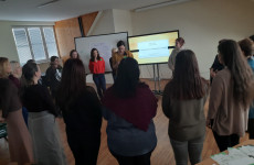 Láskavosťou k múdrosti (a naopak), úspešný projekt Michaely Babejovej podporený Nadáciou ZSE, KMU ZŠ Košice, 23.2.2023