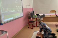 Viete podať prvú pomoc? Čo je to KPR? Ako reagovať v triede, keď máte žiaka diabetika, epileptika alebo pri úraze v škole?